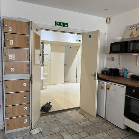 365 London Hostel ภายนอก รูปภาพ