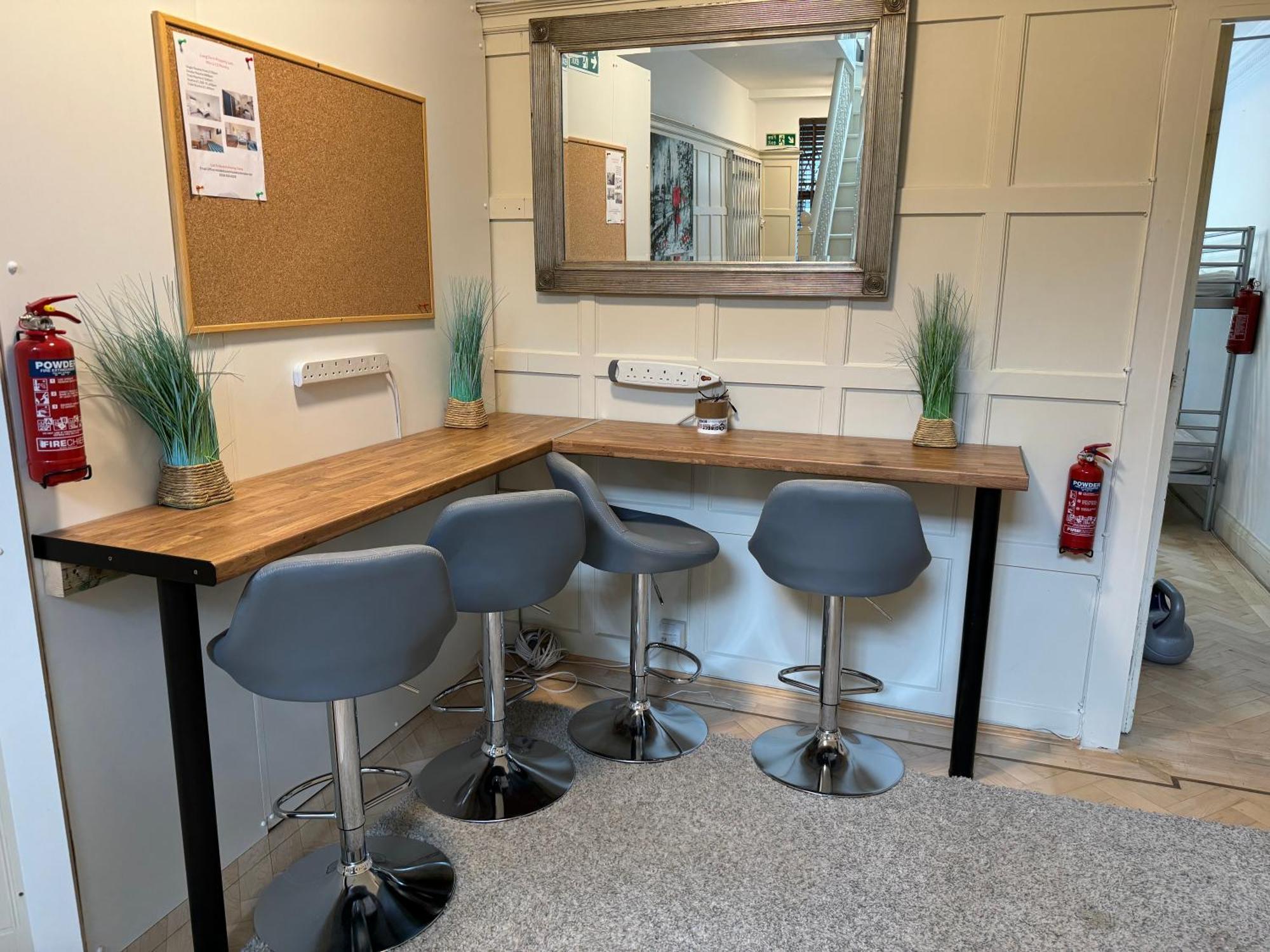 365 London Hostel ภายนอก รูปภาพ