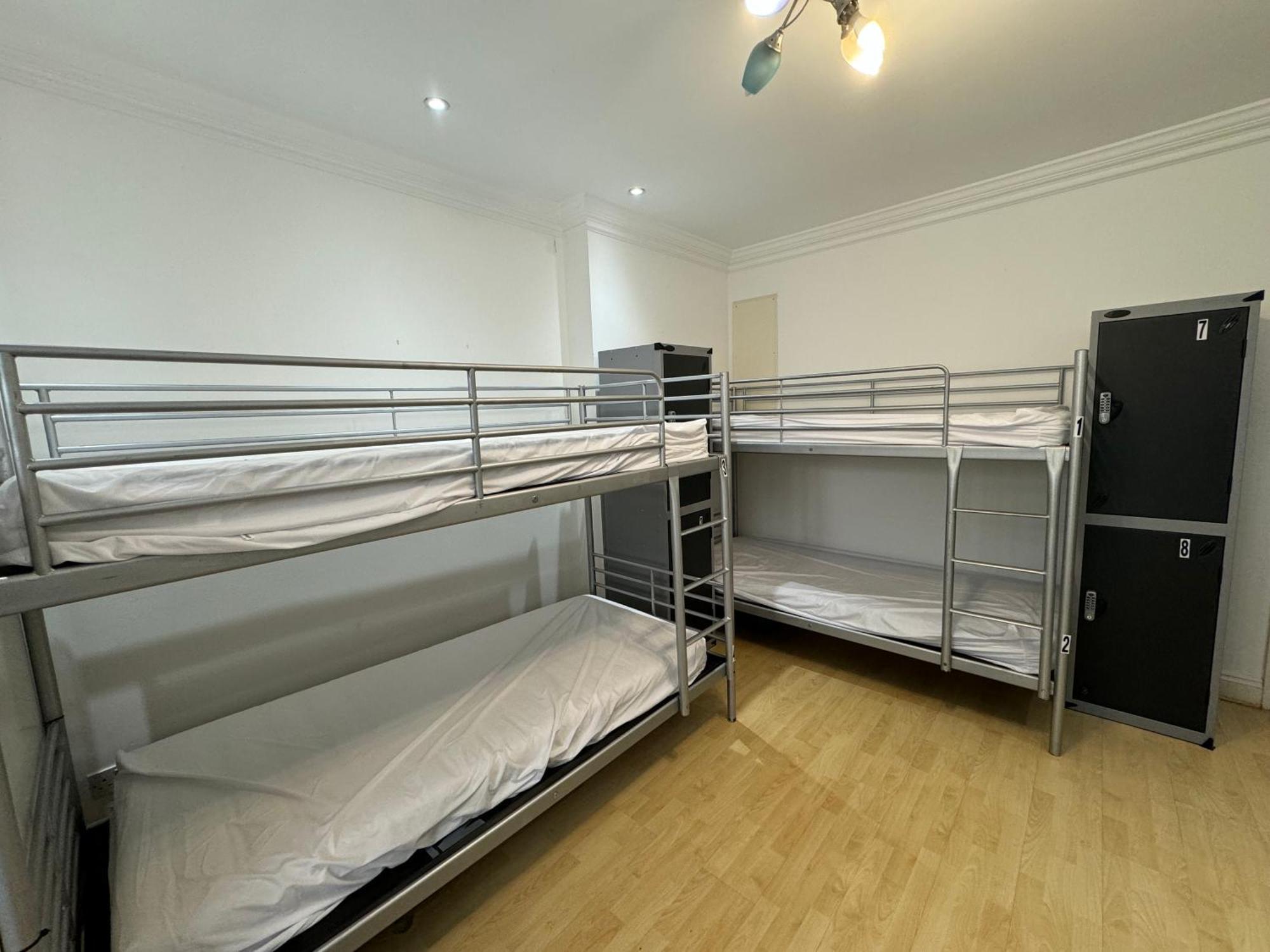 365 London Hostel ภายนอก รูปภาพ