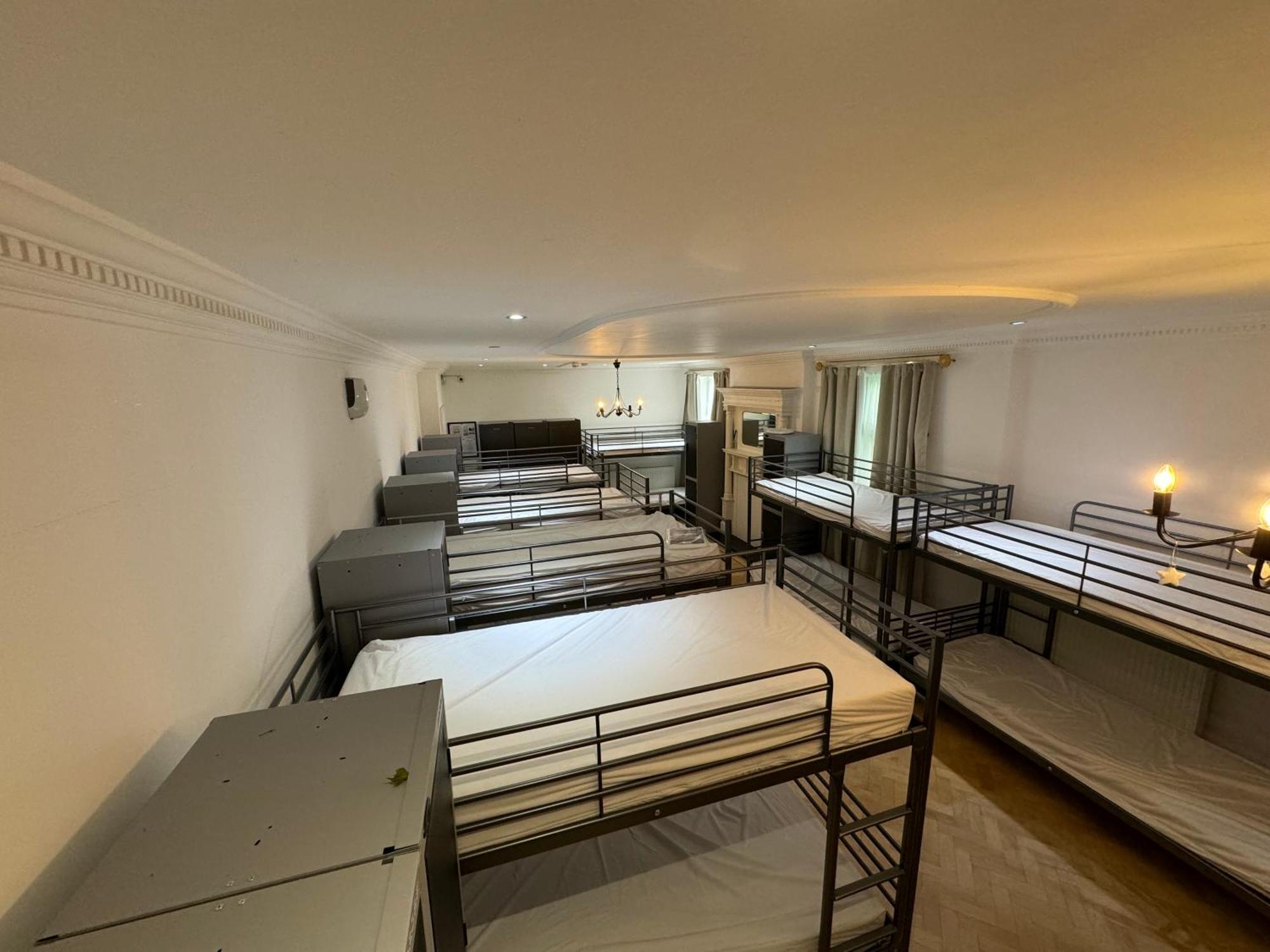 365 London Hostel ภายนอก รูปภาพ