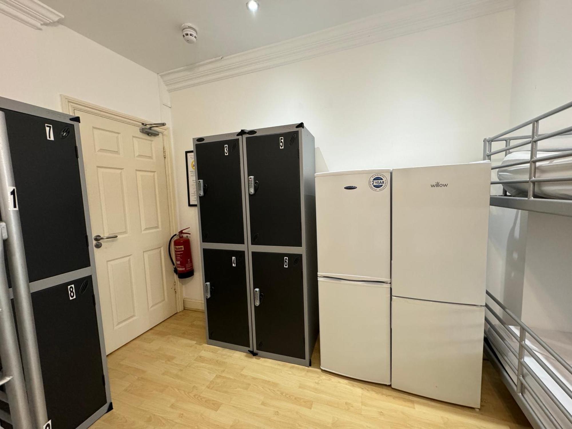 365 London Hostel ภายนอก รูปภาพ